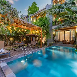 https://villa-hari-casamia.hotelsofhoian.com